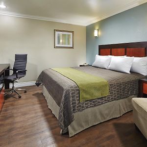 American Inn Downey